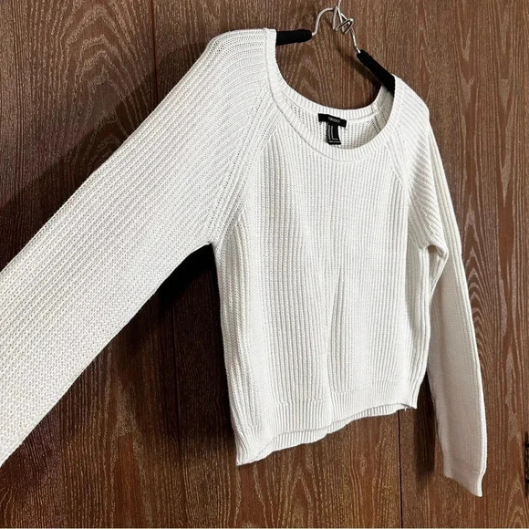 Forever 21 Women's Sweater Medium White Long Sleeve Cropped Knit Sweater - Picture 3 of 6
